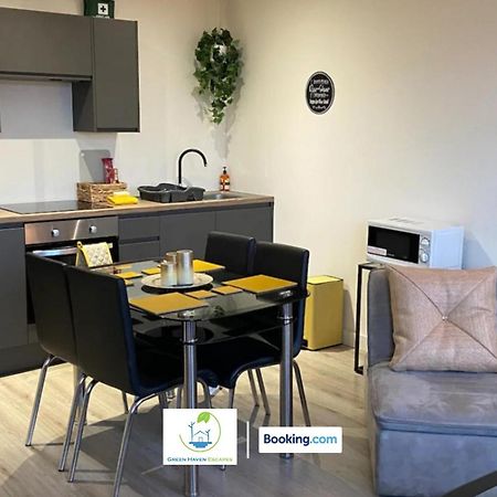 Centrally Located Cosy 2 Bed Duplex City Apartment By Green Haven Escapes In Bradford מראה חיצוני תמונה
